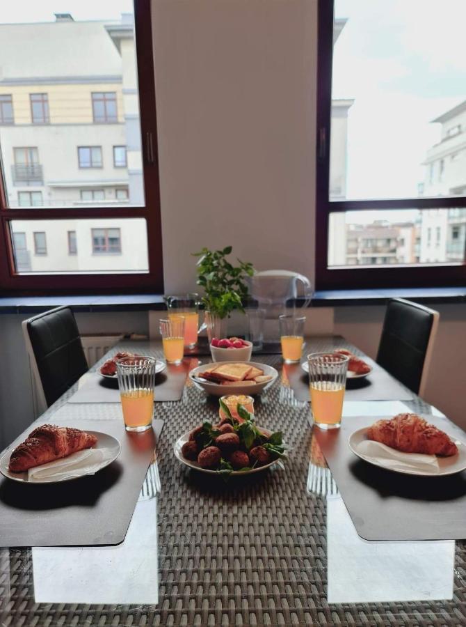 Apartament Francuska Pokoje Rooms Варшава Екстериор снимка