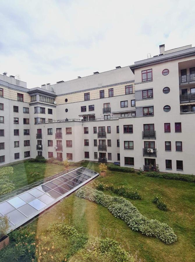 Apartament Francuska Pokoje Rooms Варшава Екстериор снимка