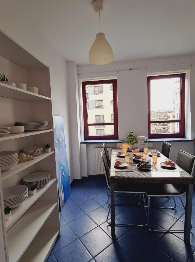 Apartament Francuska Pokoje Rooms Варшава Екстериор снимка